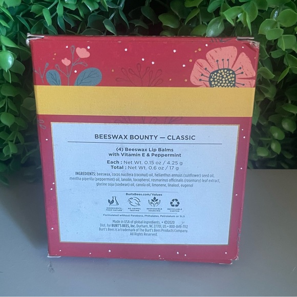 New Burt's Bees 4ct Beeswax Bounty Lip Balms - Picture 3 of 5